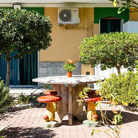 In The Garden By Interhome